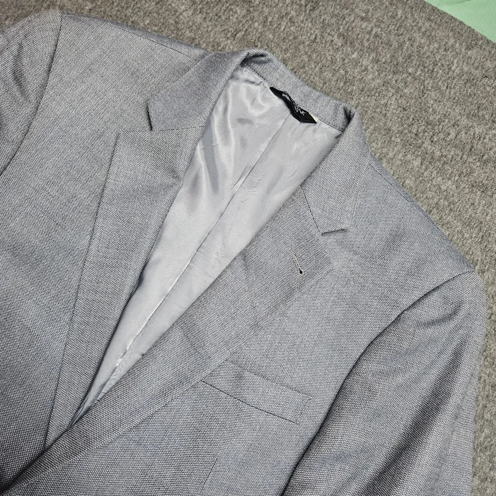 Jos A Bank Mens 44L Blazer Sport Coat Wool Silk Blend Herringbone Gray 2 Button